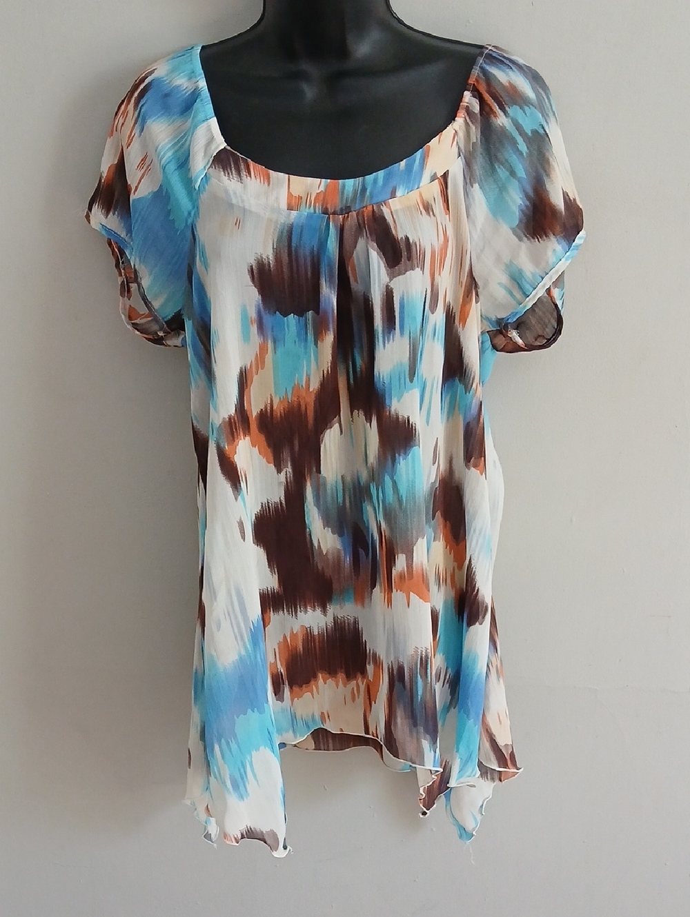 Women's Scoop Neck Printed Chiffon Blouse in Blue/Brown